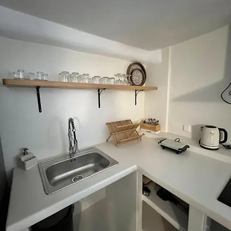 Апартаменты Cycladic Stone House